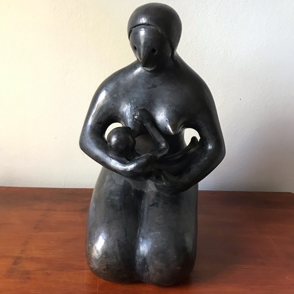 Signed Manuel Felguerez mexican black pottery sculpture of a mother and child - Picture 2 of 10